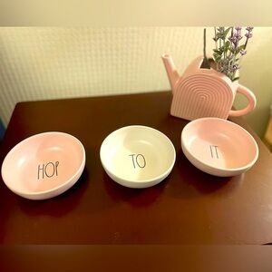 Rae Dunn Easter Serving Bowls
